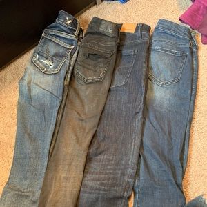 Size 0 American eagle and old navy jeans